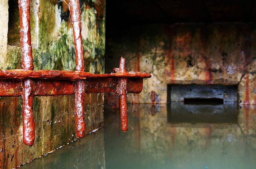 Ways To Solve Your Flooded Crawl Space Problems 5 Sewer pipe system - santa cruz ca